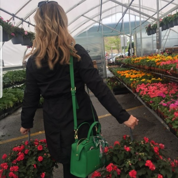 Meet your Posher, Agatha - Picture 1 of 1